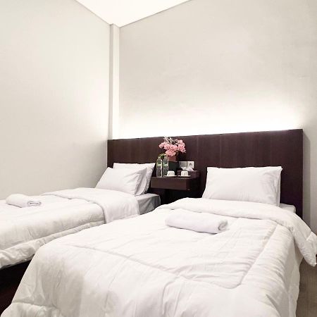 Sleep Studio Hotel City Center Surabaya Dış mekan fotoğraf