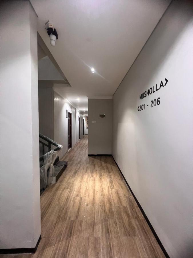 Sleep Studio Hotel City Center Surabaya Dış mekan fotoğraf