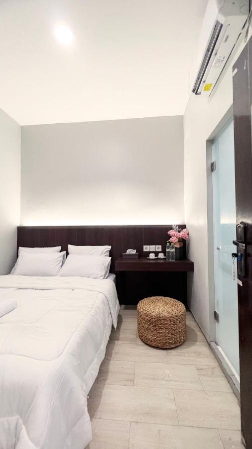 Sleep Studio Hotel City Center Surabaya Dış mekan fotoğraf