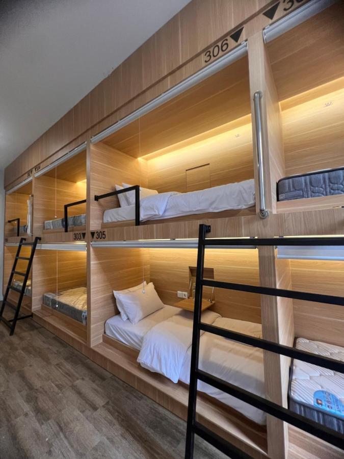 Sleep Studio Hotel City Center Surabaya Dış mekan fotoğraf